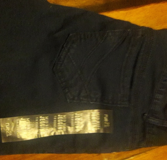 Jeans - Picture 2 of 2